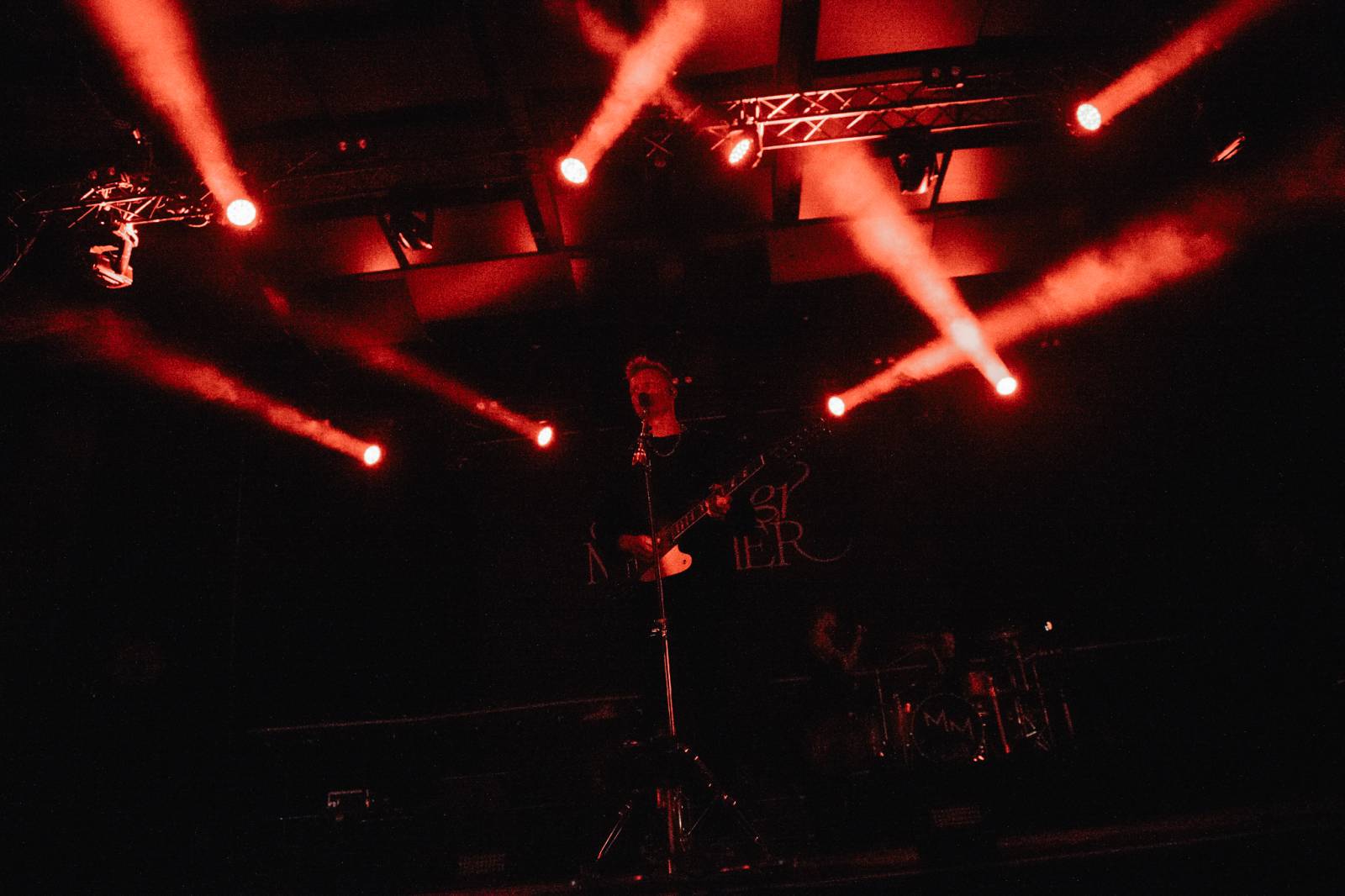 Mother Mother otevřeli Praze svá srdce