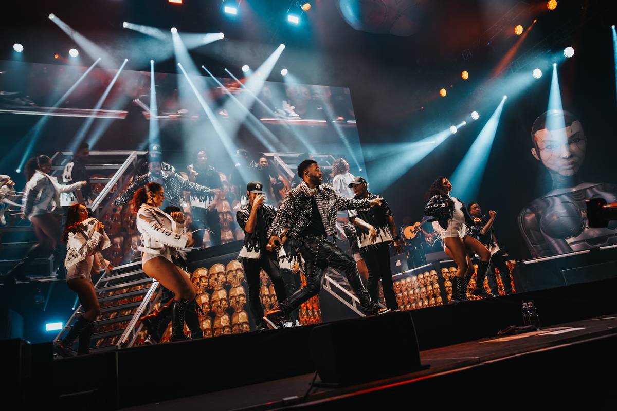 Jason Derulo uchvátil Prahu svou vymazlenou taneční show