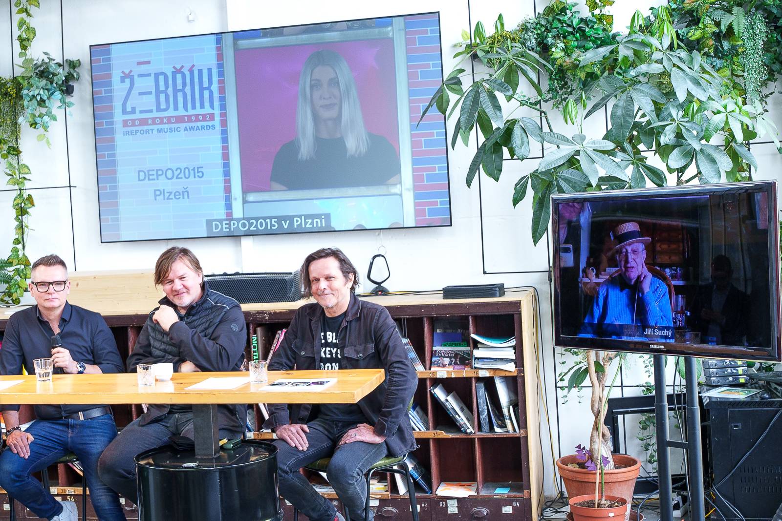 Jiří Suchý a Michal Malátný se na Žebříku setkají na jednom pódiu. Na předávání cen pozval i Michal Hrůza