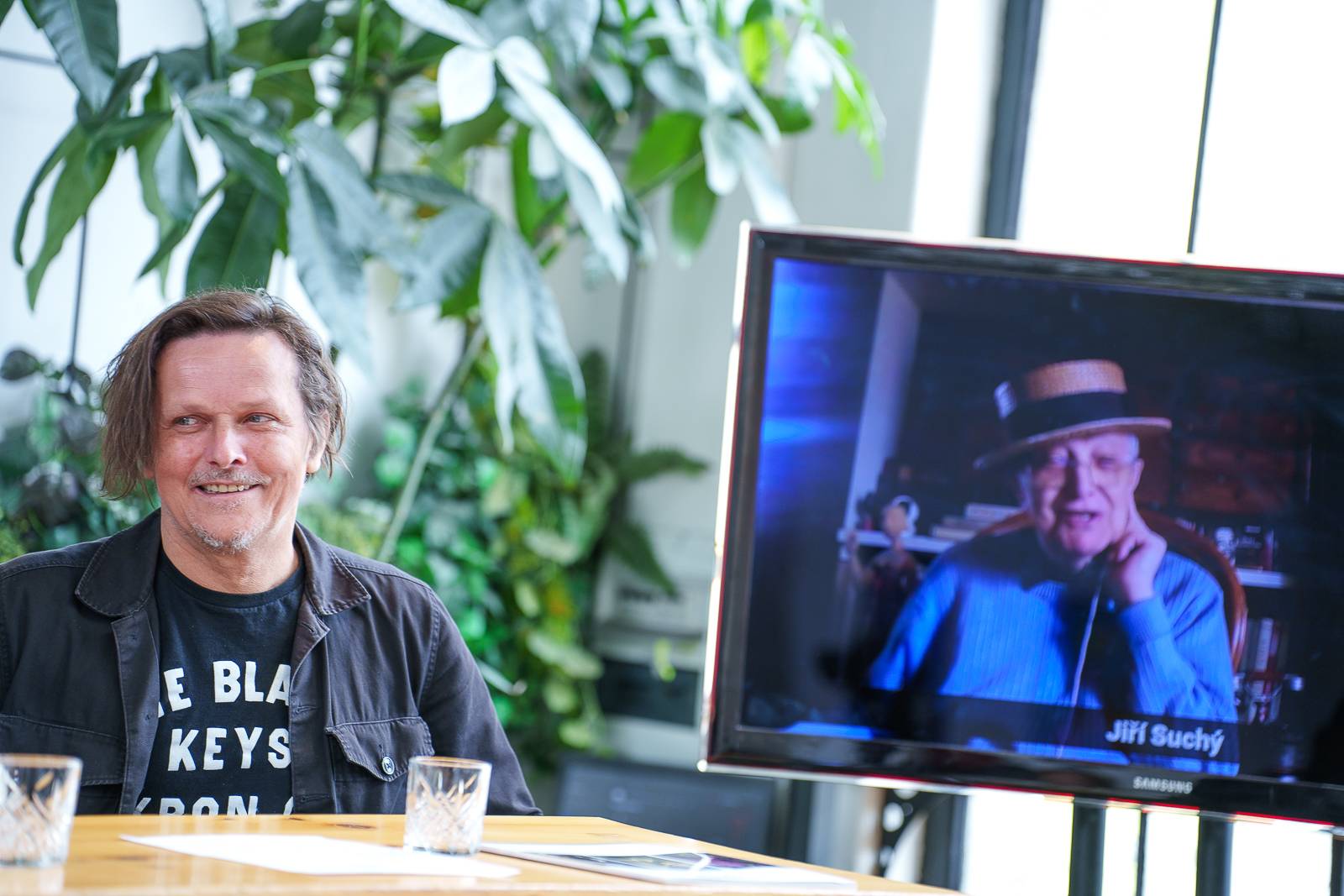 Jiří Suchý a Michal Malátný se na Žebříku setkají na jednom pódiu. Na předávání cen pozval i Michal Hrůza