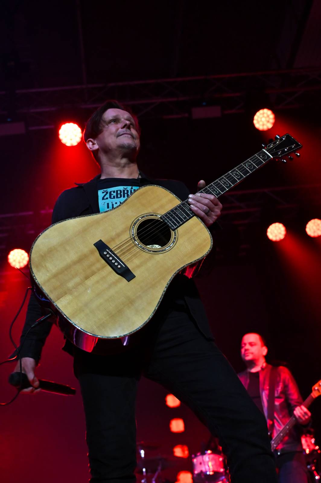 Po příčkách Žebříku v Plzni šplhali Marek Ztracený, Ewa Farna, J.A.R., Chinaski nebo film Bod obnovy