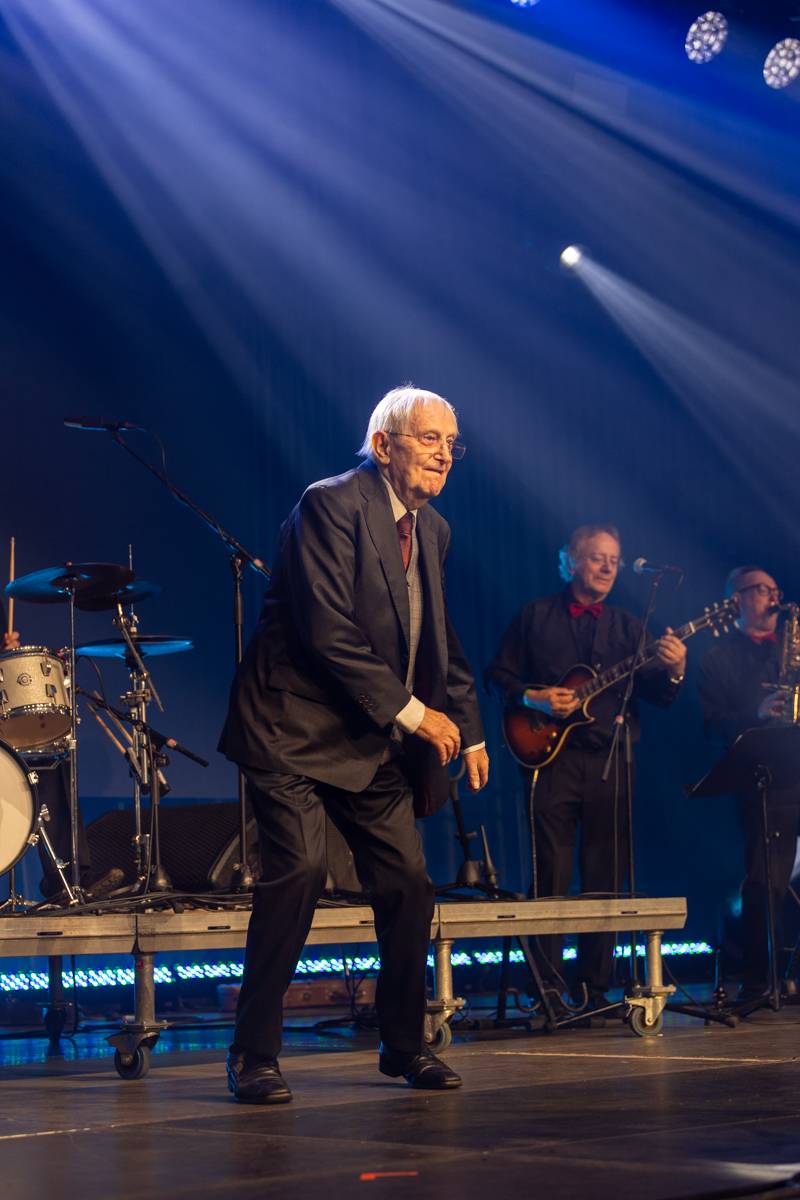 Jiří Suchý převzal na Žebříku speciální cenu a zaskvěl se exkluzivním vystoupením