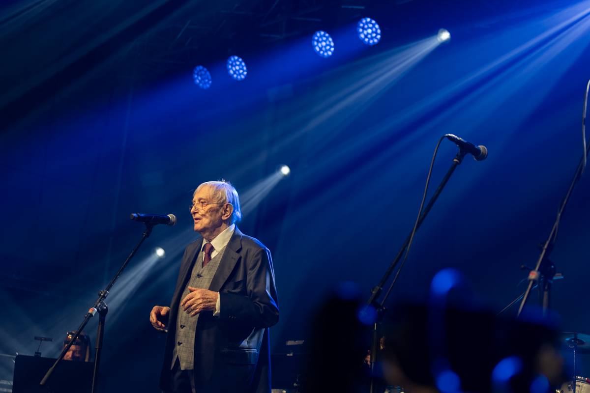 Jiří Suchý převzal na Žebříku speciální cenu a zaskvěl se exkluzivním vystoupením