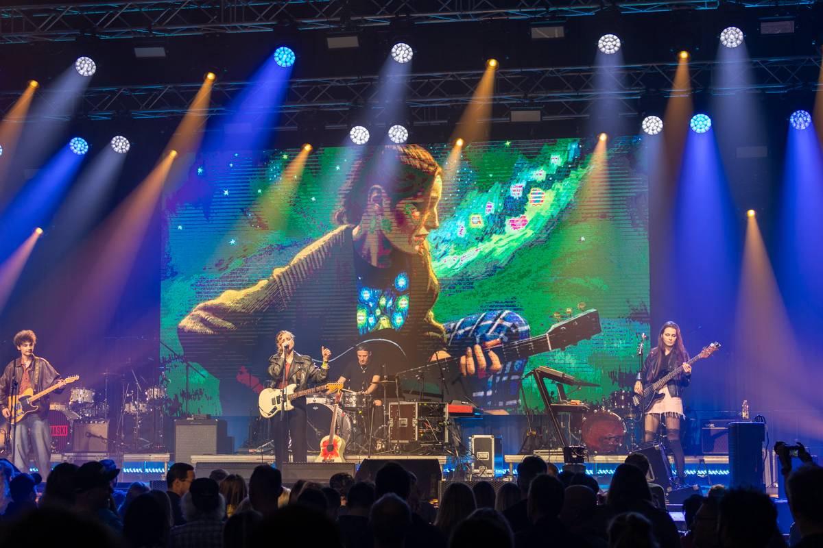 Jiří Suchý převzal na Žebříku speciální cenu a zaskvěl se exkluzivním vystoupením