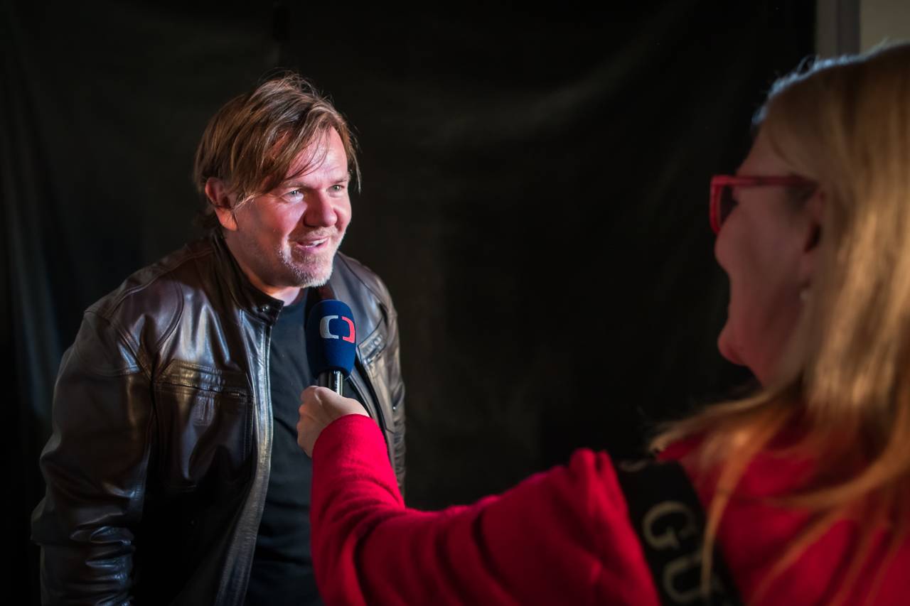 Za oponou. Co se dělo v zákulisí Žebříku?