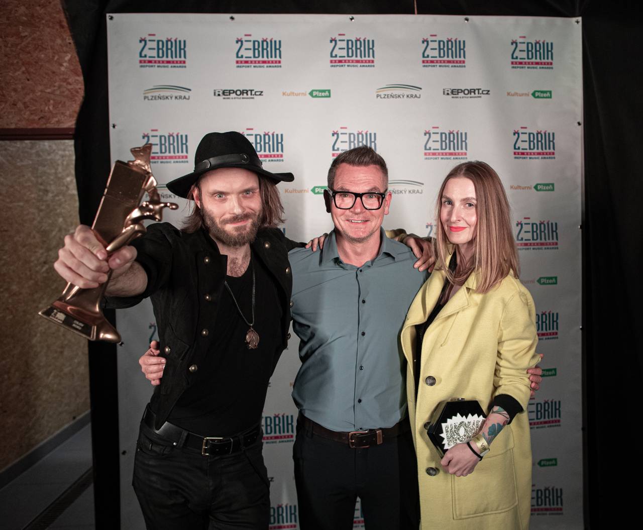 Za oponou. Co se dělo v zákulisí Žebříku?