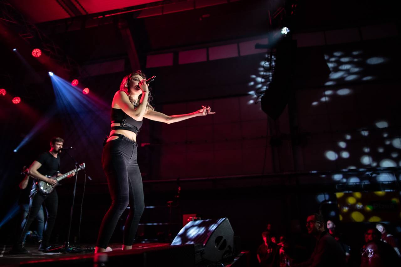 Za oponou. Co se dělo v zákulisí Žebříku?