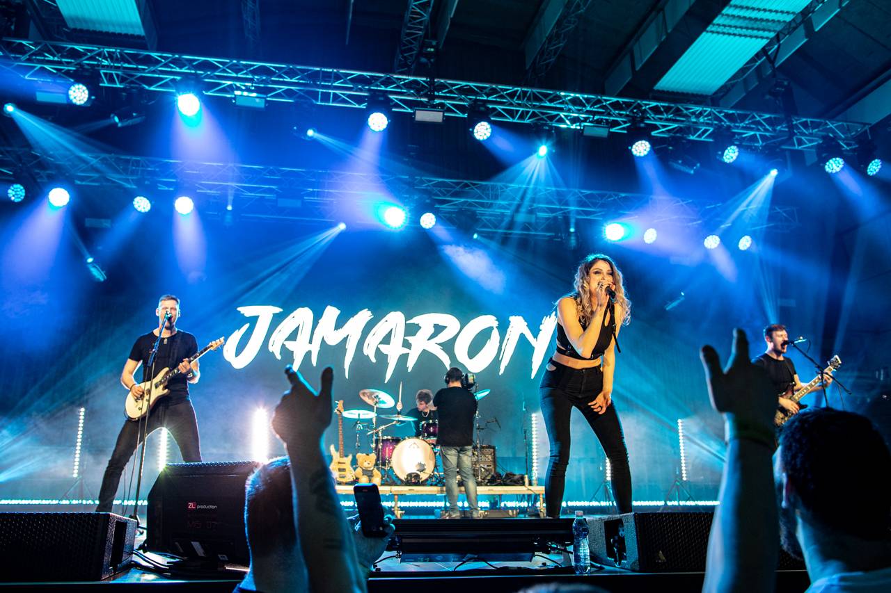 Za oponou. Co se dělo v zákulisí Žebříku?