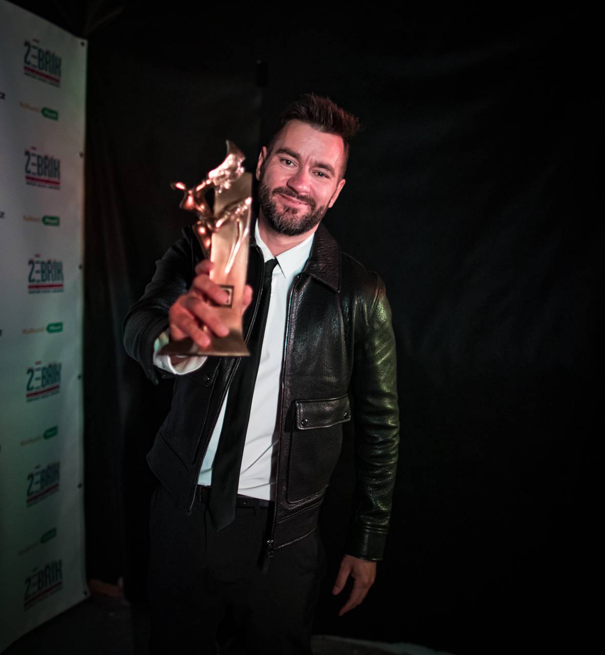 Za oponou. Co se dělo v zákulisí Žebříku?