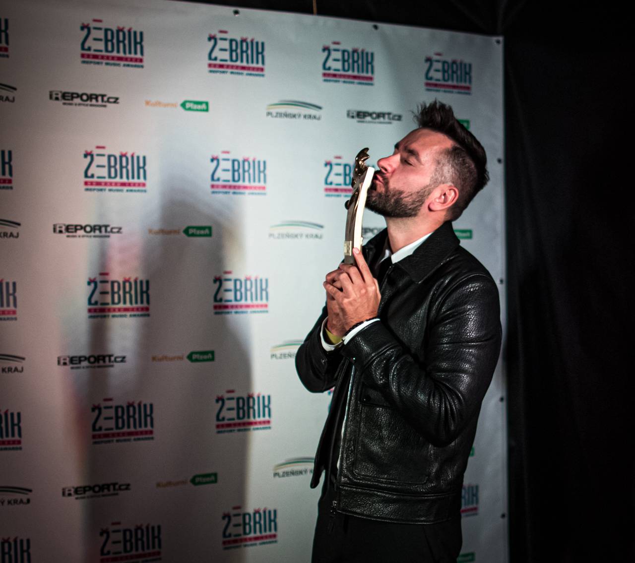 Za oponou. Co se dělo v zákulisí Žebříku?