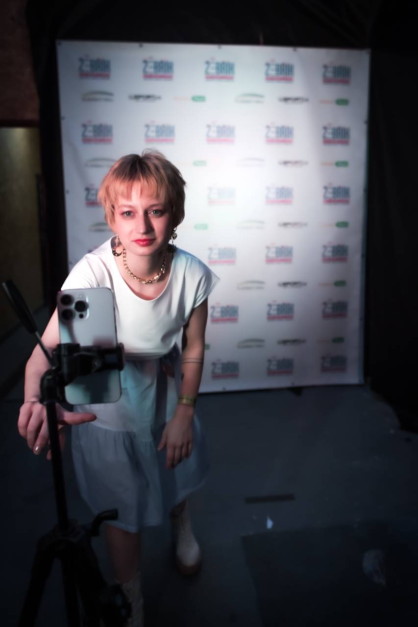 Za oponou. Co se dělo v zákulisí Žebříku?