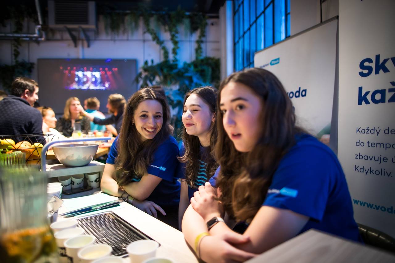 Za oponou. Co se dělo v zákulisí Žebříku?