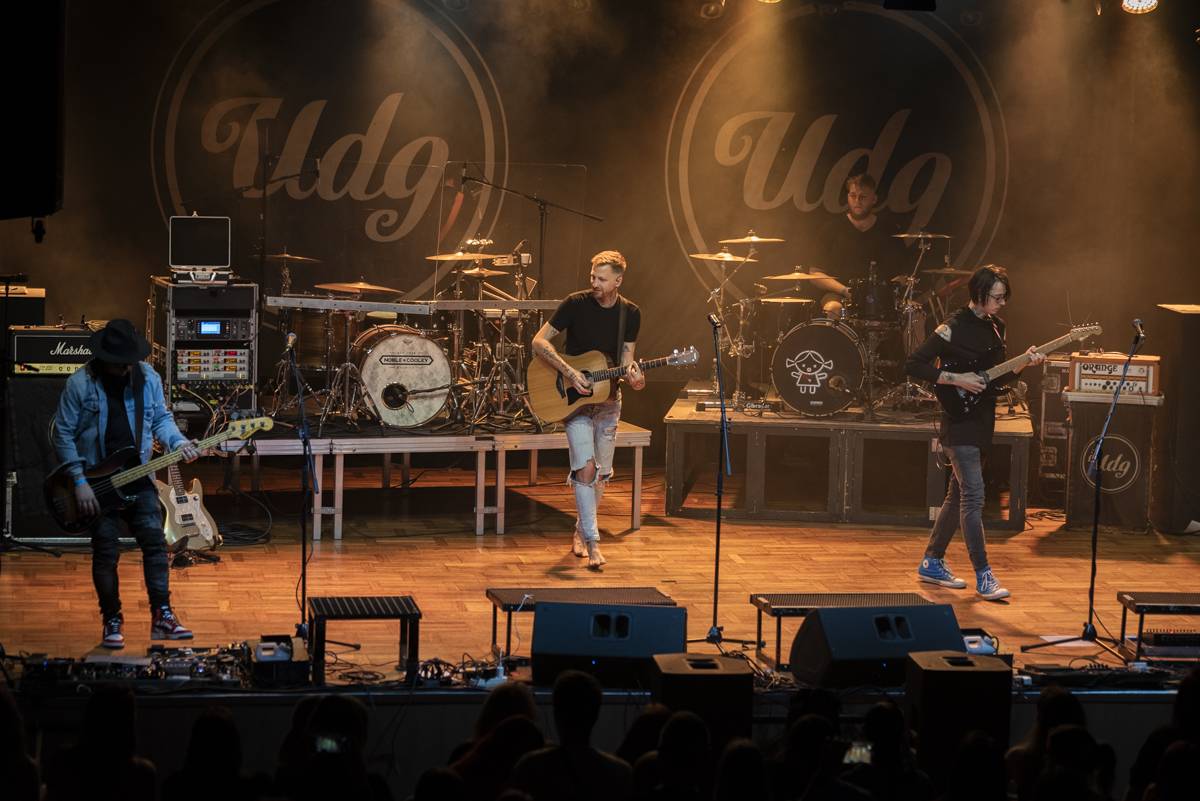 UDG rozezpívali plzeňskou Šeříkovku, předskakoval jim Pekař