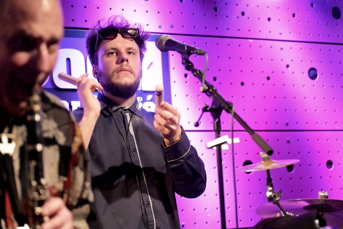 Prahou zněly hity Buty, kapela třikrát vyprodala Jazz Dock