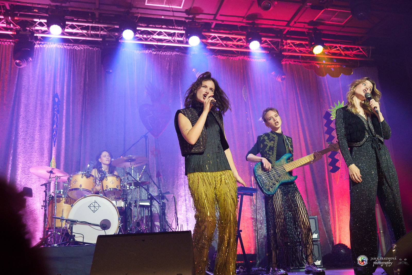 Vesna okouzlila pražskou Roxy, klub zcela vyprodala