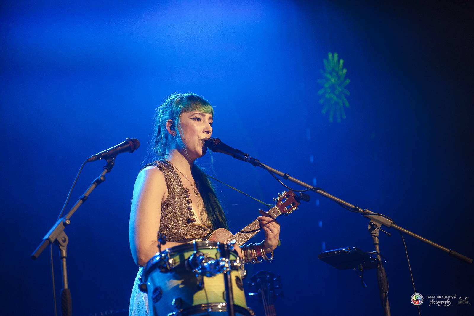 Vesna okouzlila pražskou Roxy, klub zcela vyprodala