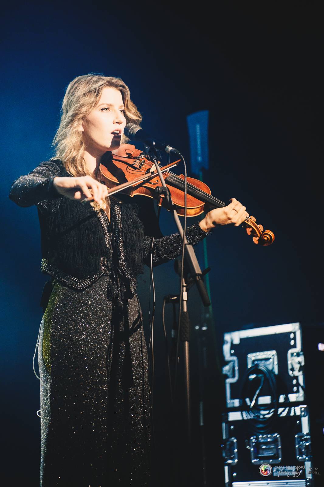 Vesna okouzlila pražskou Roxy, klub zcela vyprodala