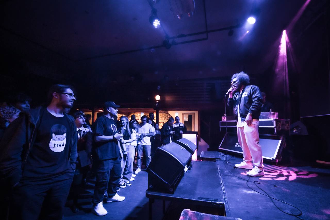 MC Gey bavil plzeňský Anděl