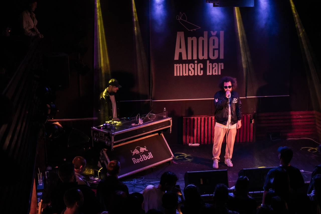 MC Gey bavil plzeňský Anděl