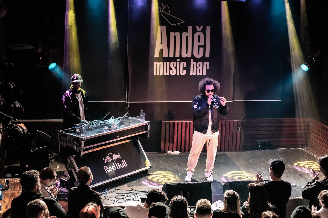 MC Gey bavil plzeňský Anděl