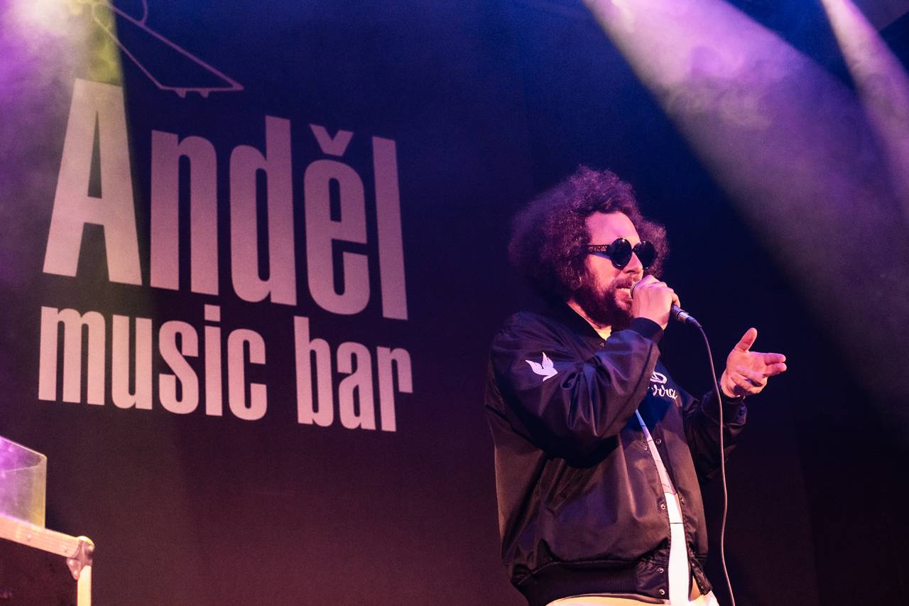 MC Gey bavil plzeňský Anděl