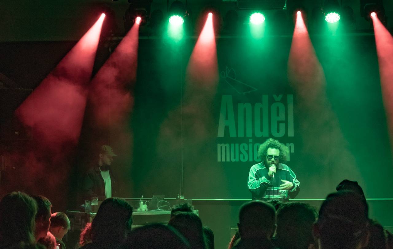 MC Gey bavil plzeňský Anděl