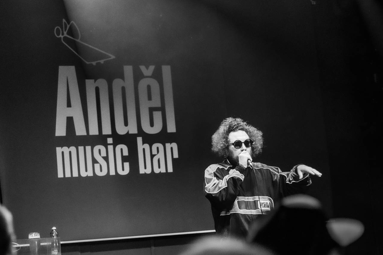 MC Gey bavil plzeňský Anděl