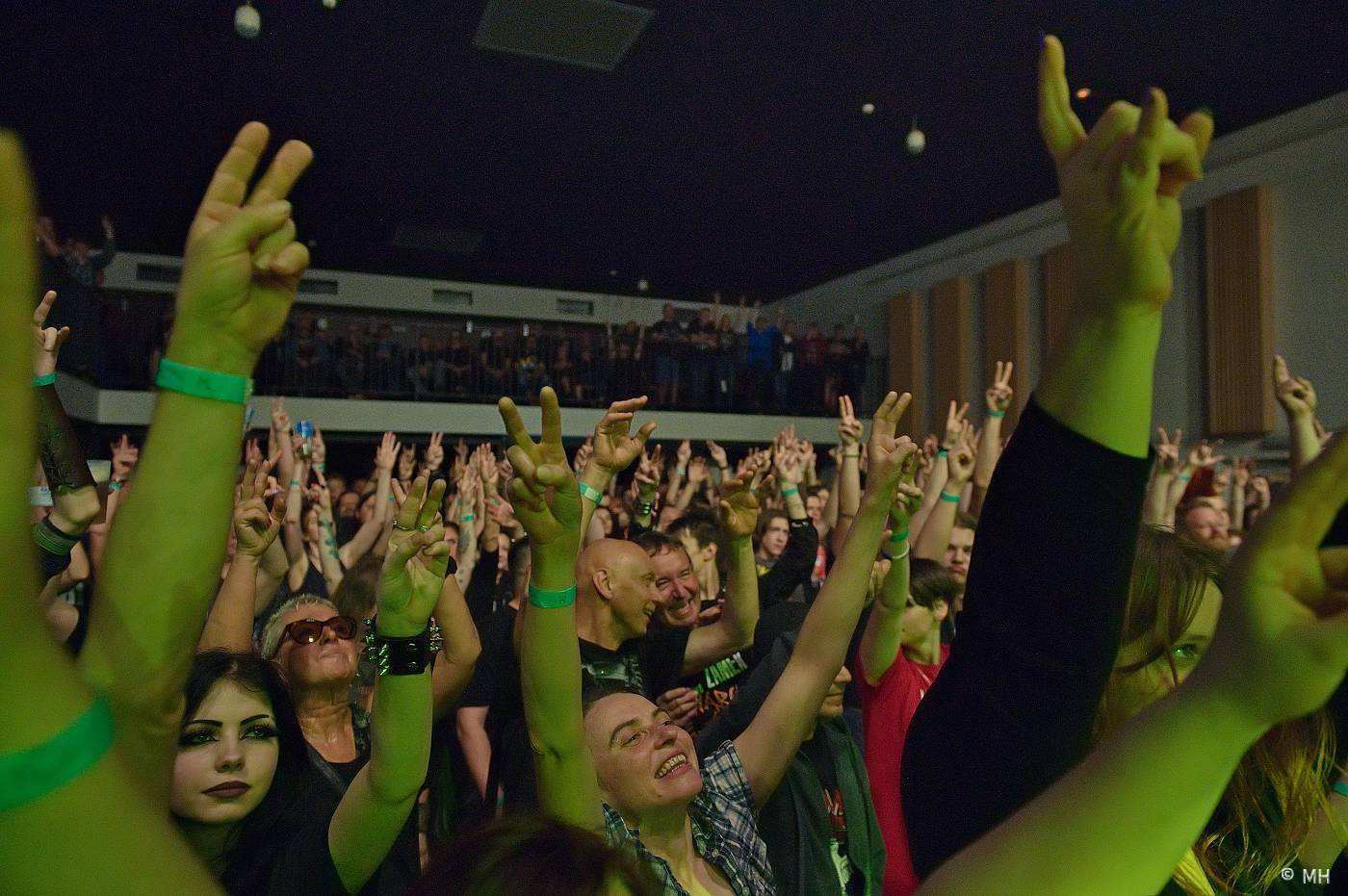 Známka punku v Šeříkovce. Visací zámek předcvičoval v Plzni spartakiádu