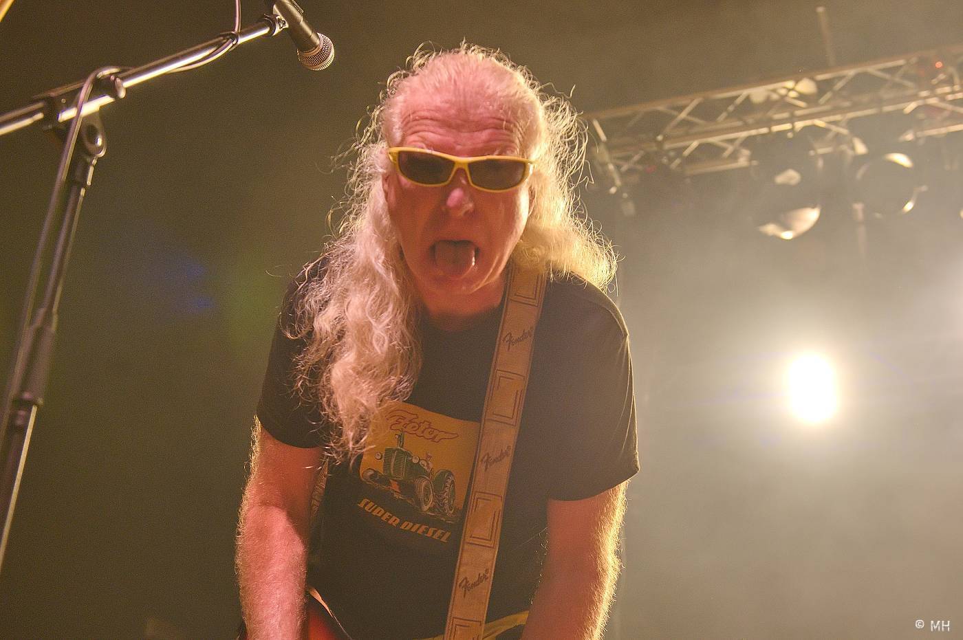 Známka punku v Šeříkovce. Visací zámek předcvičoval v Plzni spartakiádu