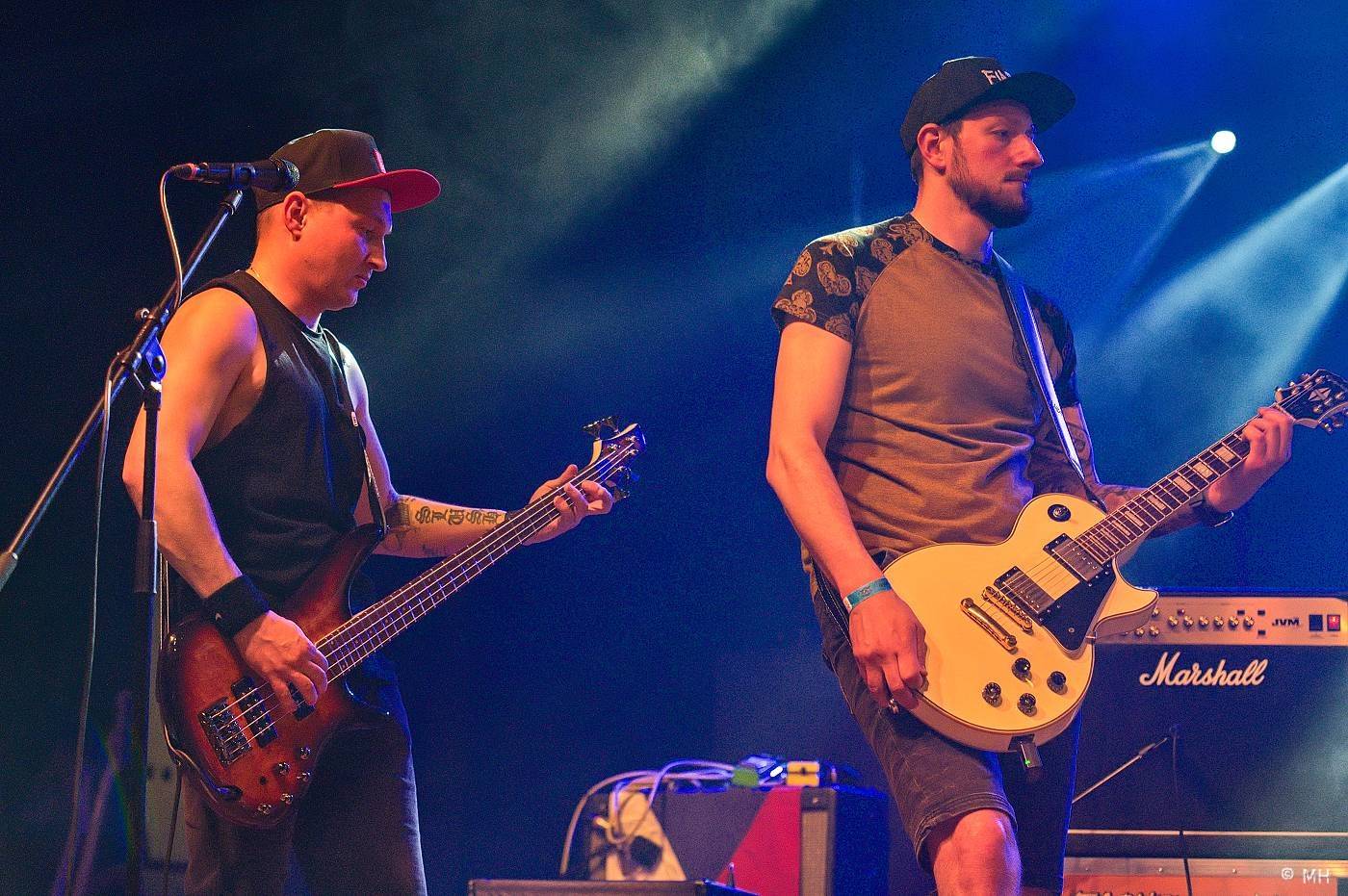 Známka punku v Šeříkovce. Visací zámek předcvičoval v Plzni spartakiádu