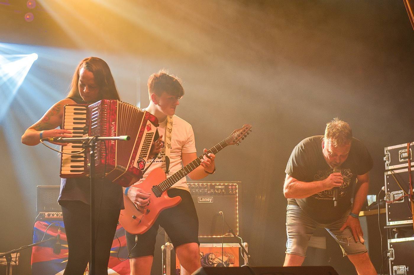 Známka punku v Šeříkovce. Visací zámek předcvičoval v Plzni spartakiádu