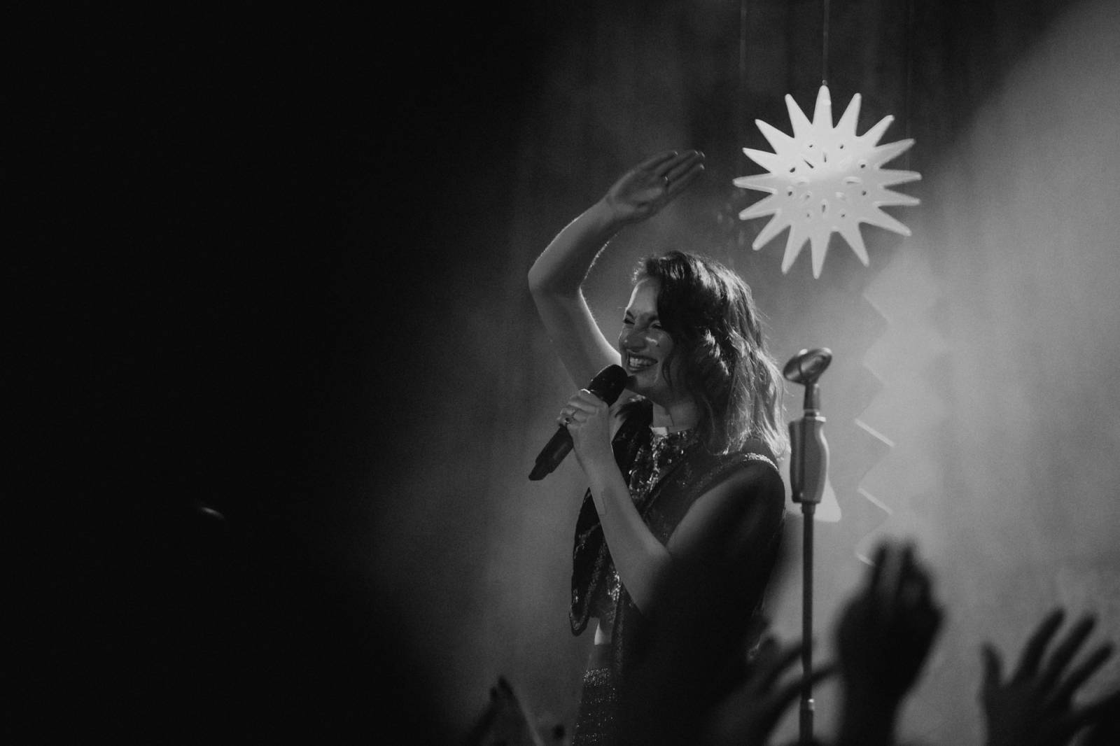 Vesna zakončila své turné ve vyprodané Flédě v Brně