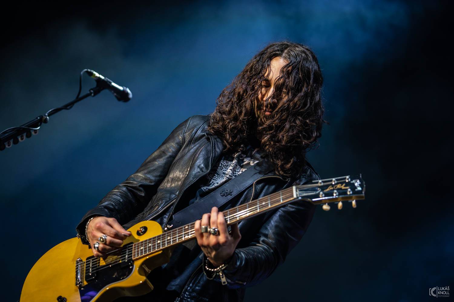 Slash s Mylesem Kennedym & Conspirators přivezli do Brna nové album