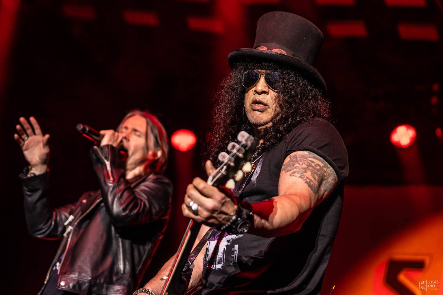 Slash s Mylesem Kennedym & Conspirators přivezli do Brna nové album