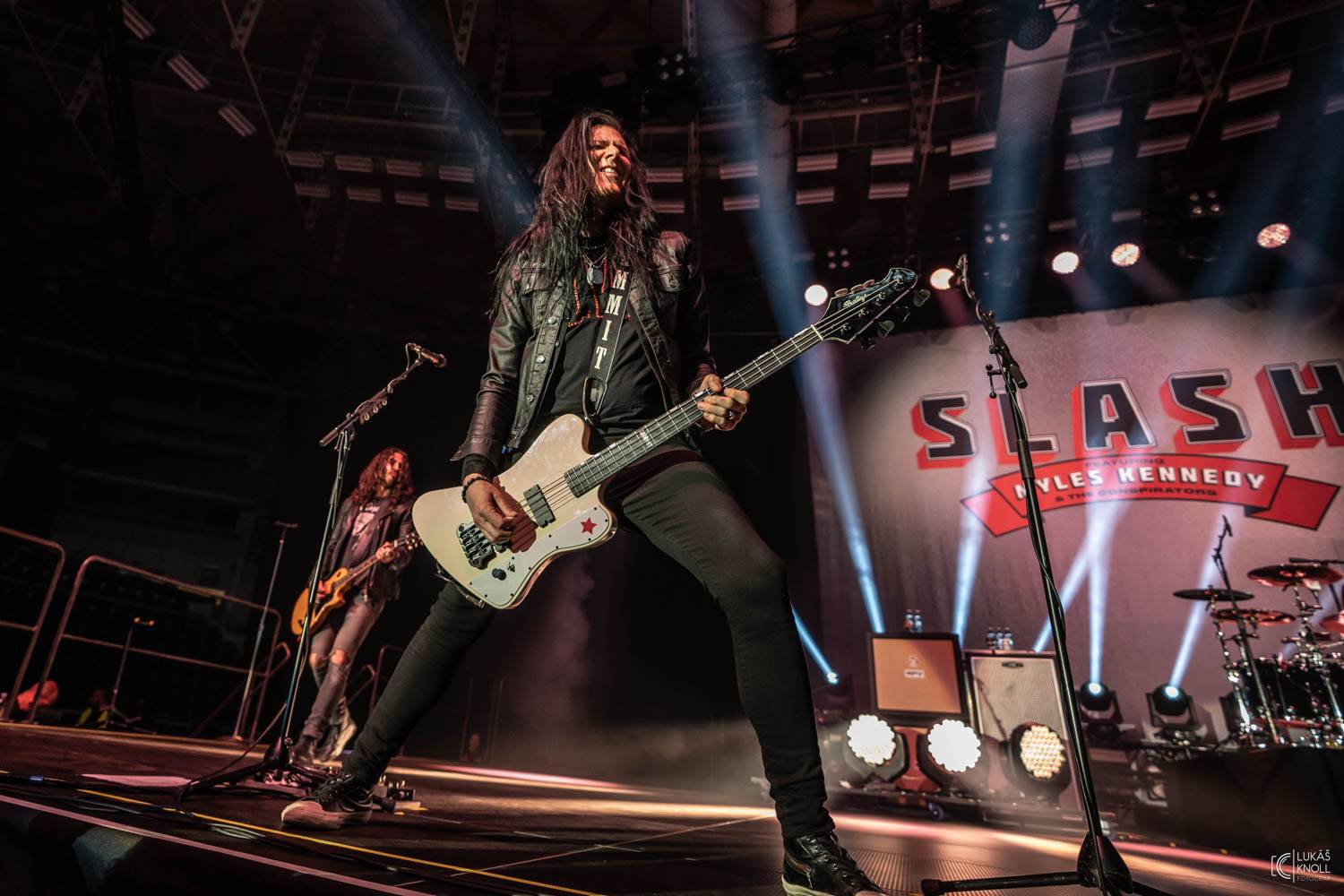 Slash s Mylesem Kennedym & Conspirators přivezli do Brna nové album