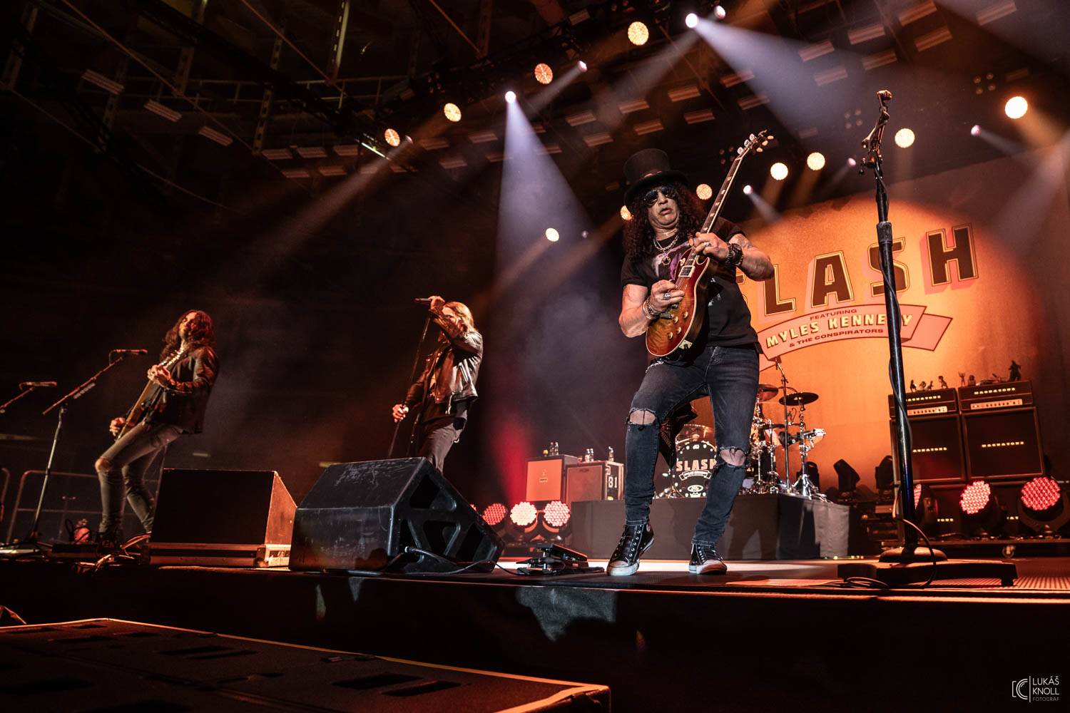 Slash s Mylesem Kennedym & Conspirators přivezli do Brna nové album