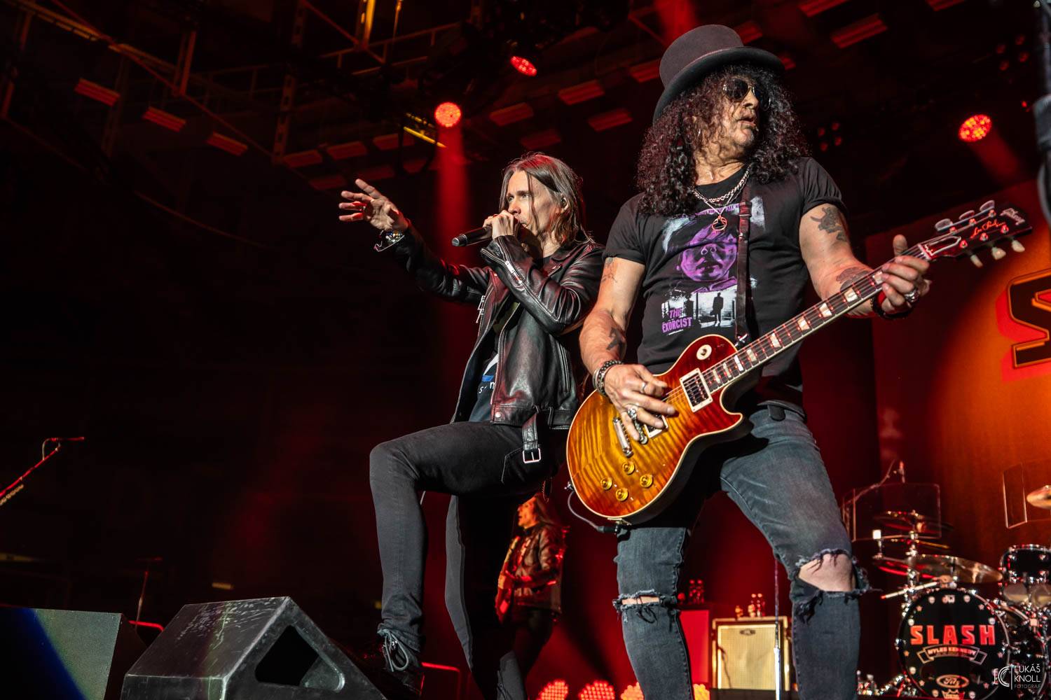 Slash s Mylesem Kennedym & Conspirators přivezli do Brna nové album