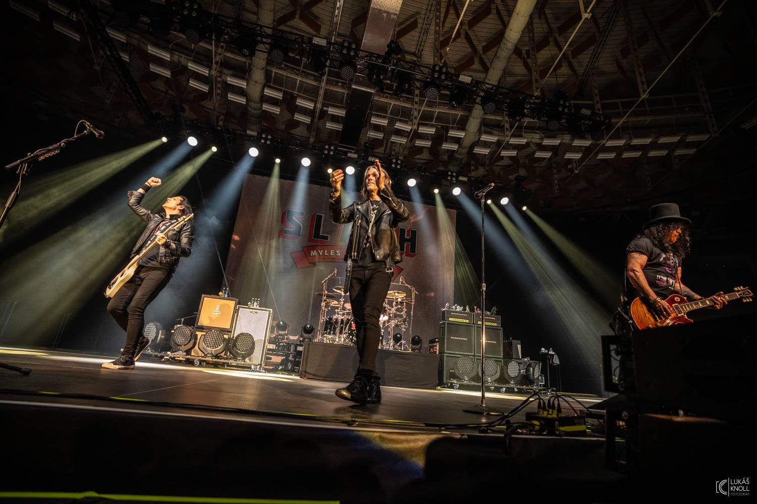 Slash s Mylesem Kennedym & Conspirators přivezli do Brna nové album