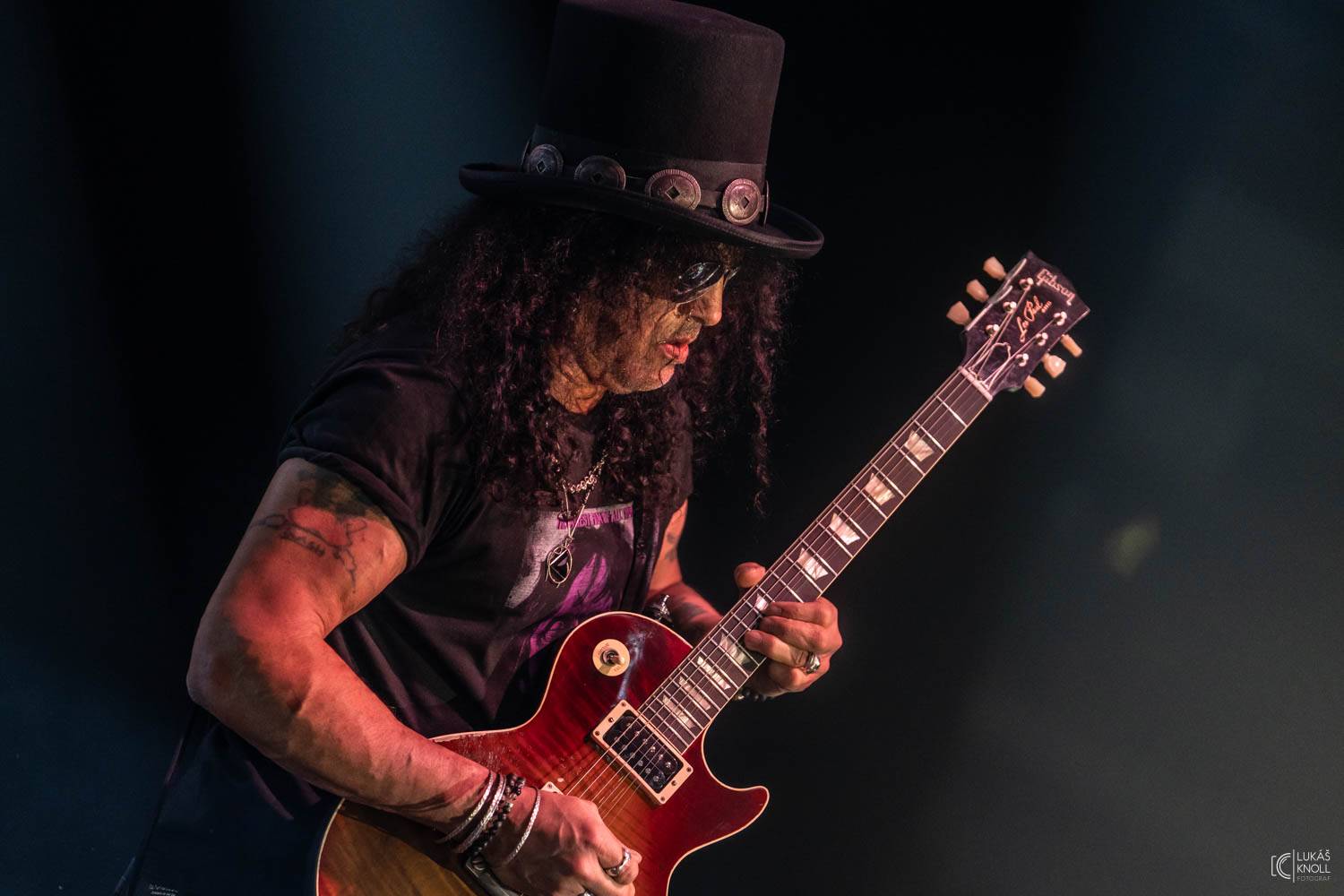 Slash s Mylesem Kennedym & Conspirators přivezli do Brna nové album