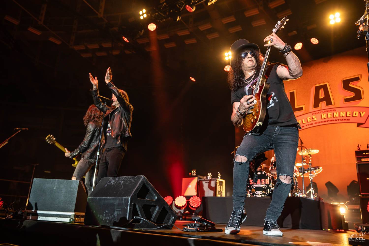 Slash s Mylesem Kennedym & Conspirators přivezli do Brna nové album