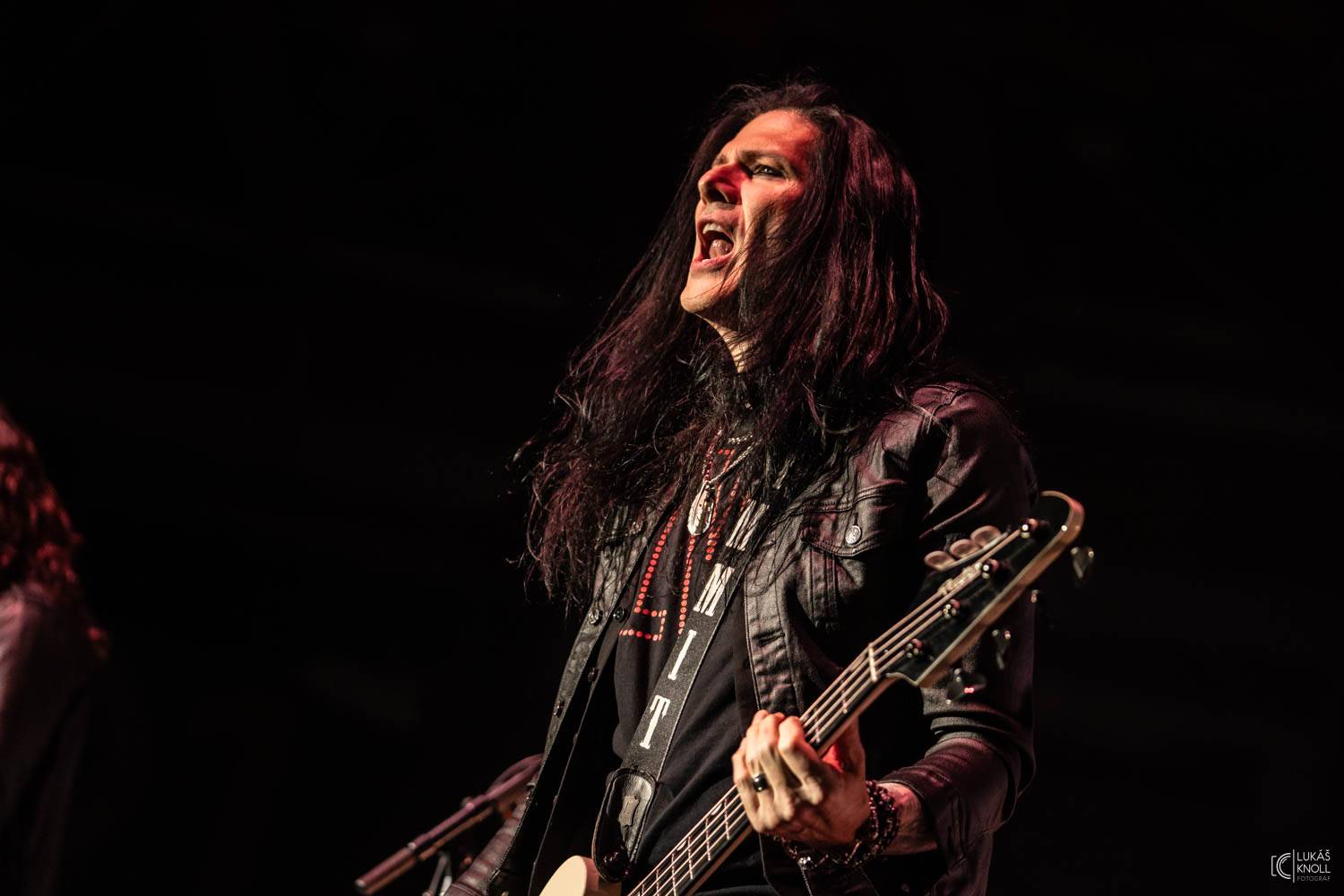 Slash s Mylesem Kennedym & Conspirators přivezli do Brna nové album