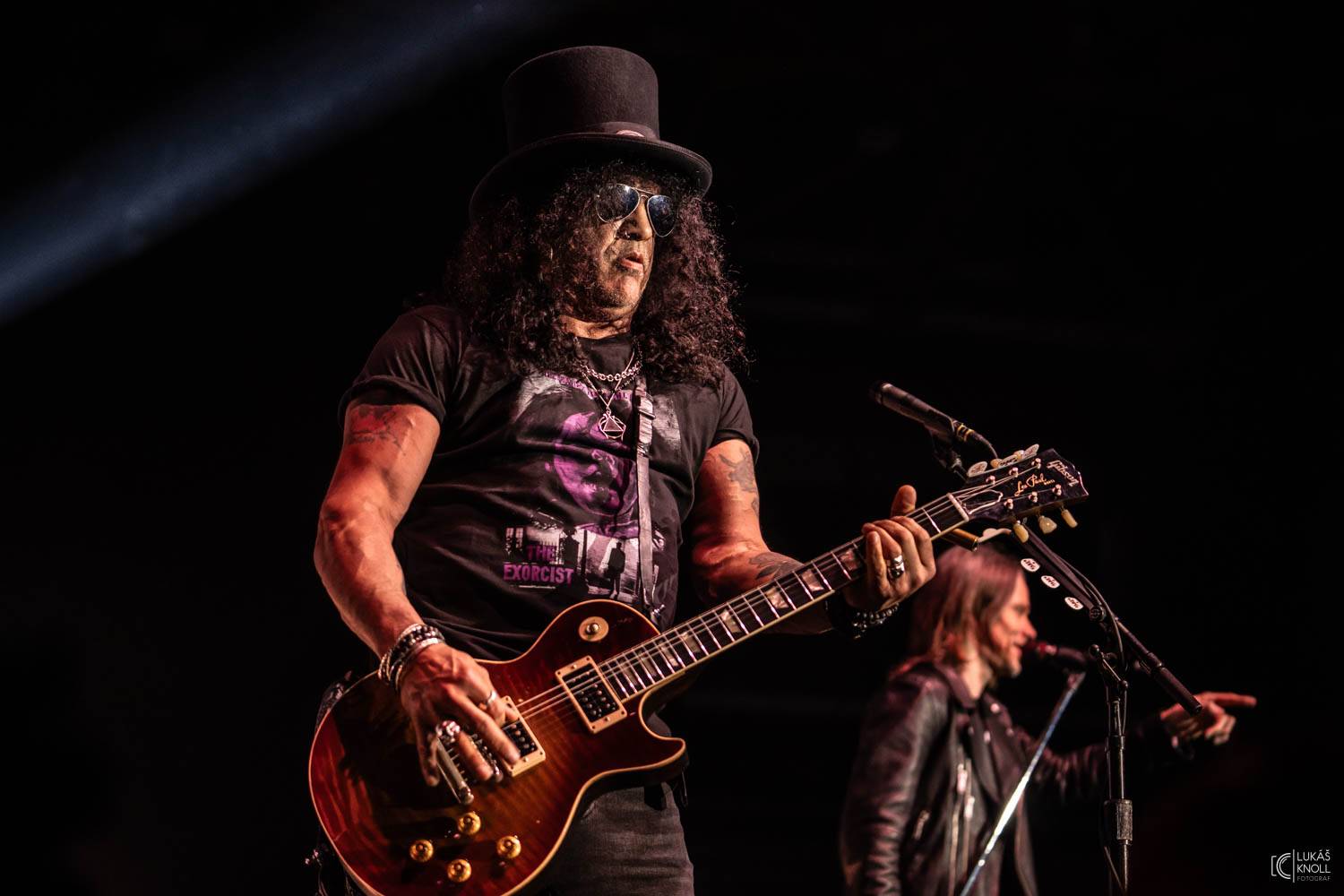 Slash s Mylesem Kennedym & Conspirators přivezli do Brna nové album