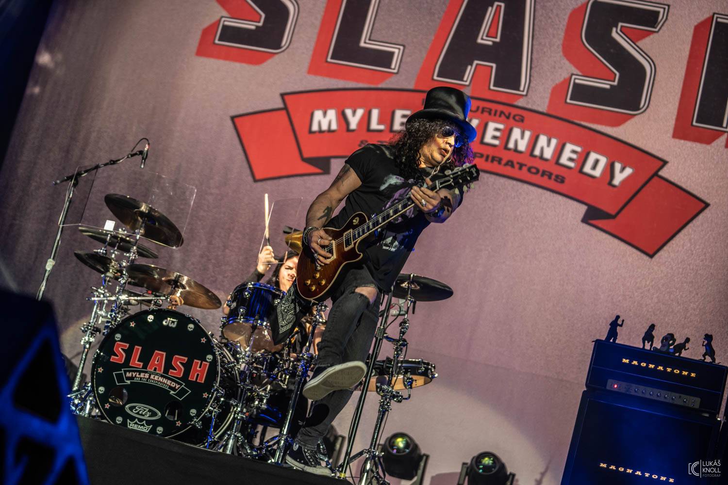 Slash s Mylesem Kennedym & Conspirators přivezli do Brna nové album