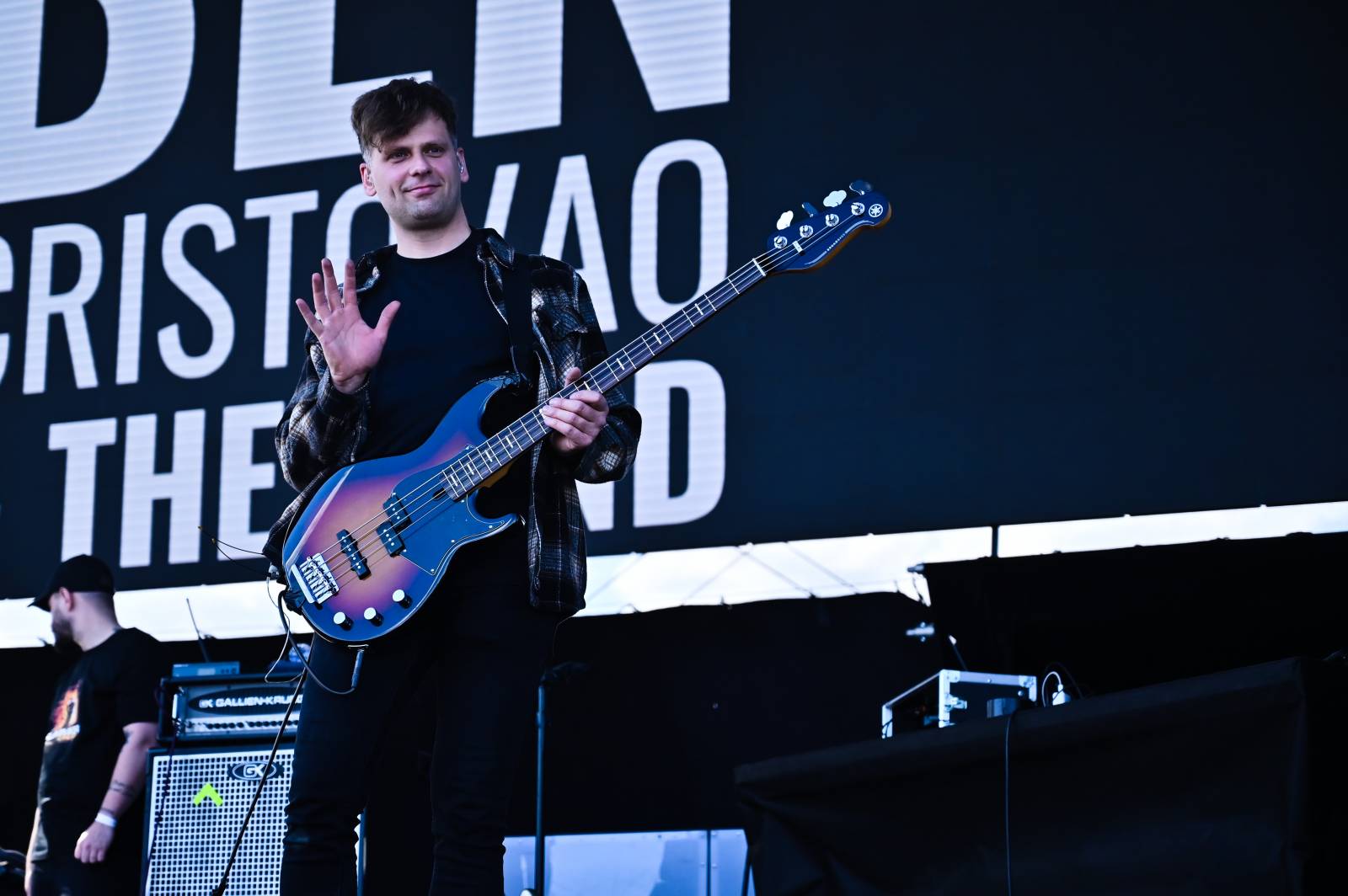 Pražský Majáles: Program uzavírali Chinaski, Mirai zpíval o dlouhých nohách šestnáctileté fanynky