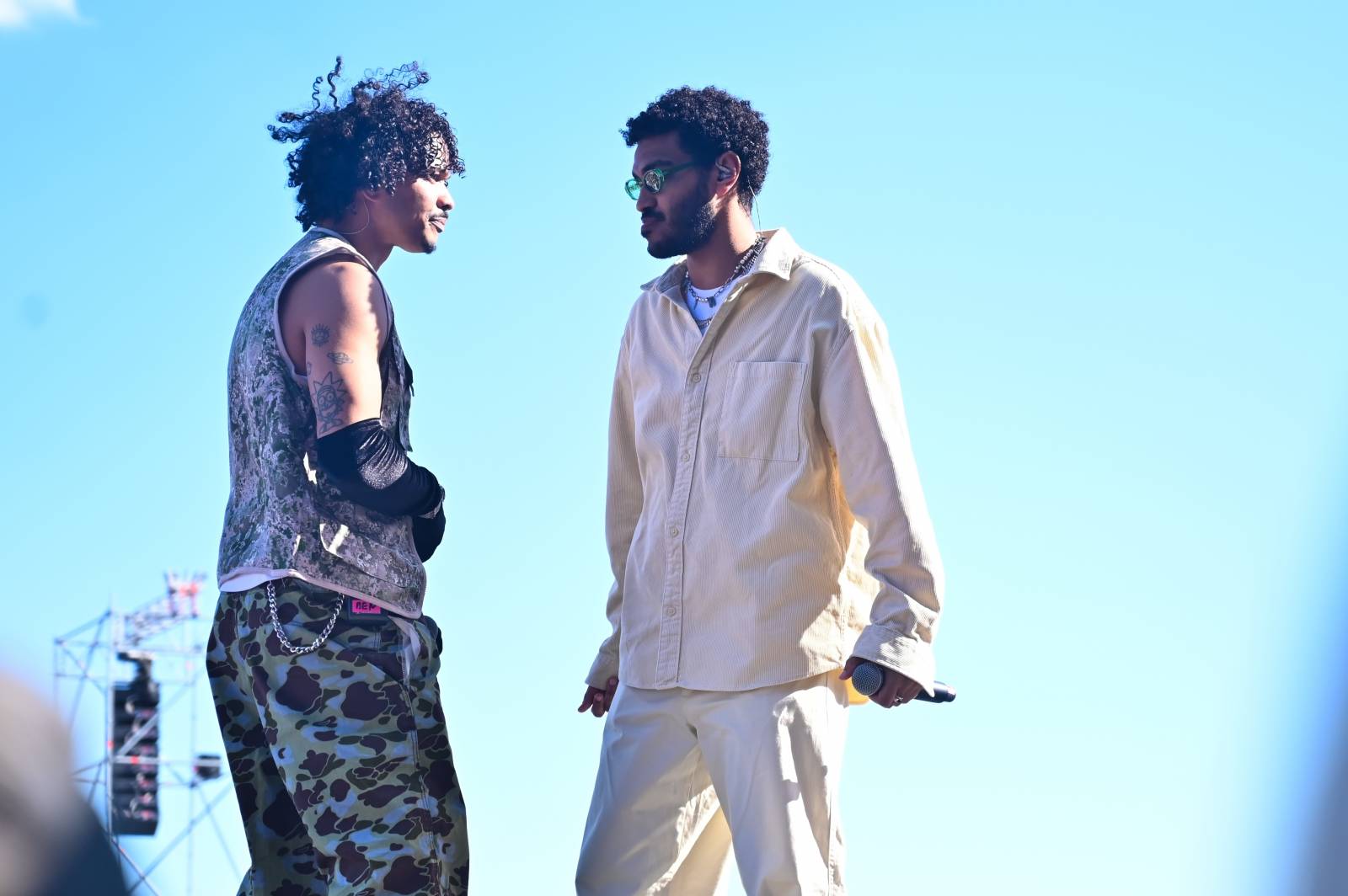 Pražský Majáles: Program uzavírali Chinaski, Mirai zpíval o dlouhých nohách šestnáctileté fanynky