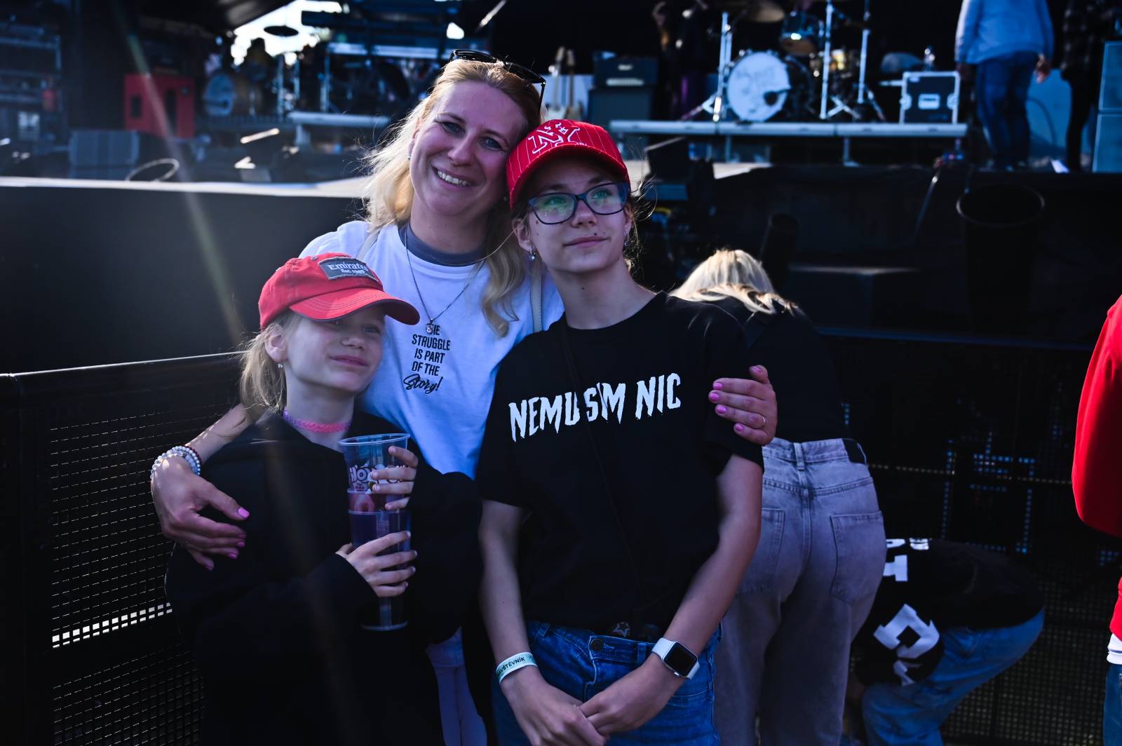 Pražský Majáles: Program uzavírali Chinaski, Mirai zpíval o dlouhých nohách šestnáctileté fanynky