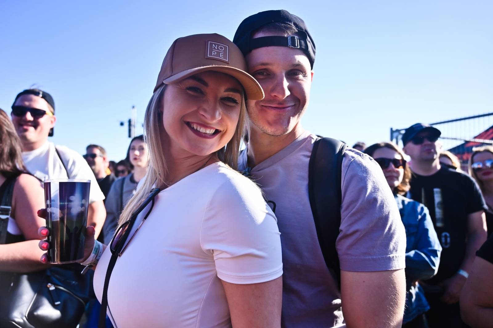 Pražský Majáles: Program uzavírali Chinaski, Mirai zpíval o dlouhých nohách šestnáctileté fanynky