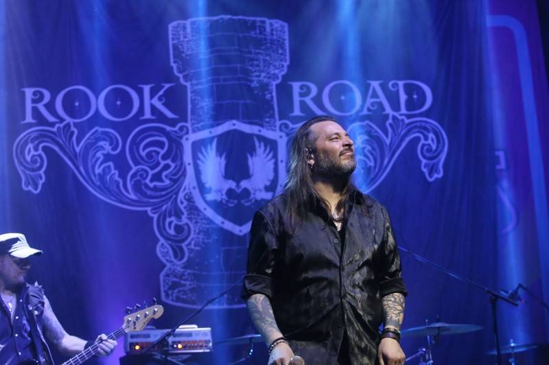 Glenn Hughes vzpomínal v Brně na své působení v Deep Purple, v Sonu oslavil padesátiny alba Burn