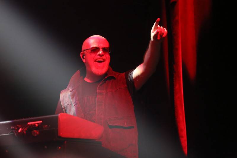 Glenn Hughes vzpomínal v Brně na své působení v Deep Purple, v Sonu oslavil padesátiny alba Burn