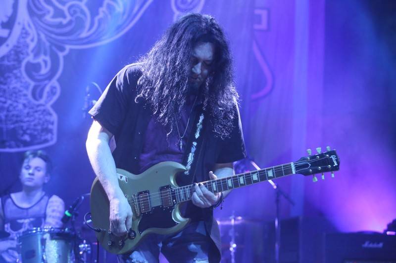 Glenn Hughes vzpomínal v Brně na své působení v Deep Purple, v Sonu oslavil padesátiny alba Burn